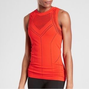 Athleta Oxygen Tank in Vermillion Red Orange Size
Medium Seamless Activewear Top